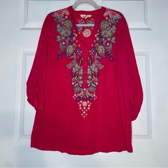 Luna Moon Hot Pink Embroidered Floral Tab Sleeve Tunic Top Size Large NWOT - Picture 1 of 9
